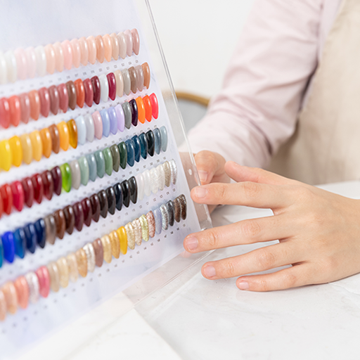 Guide to Choosing a Nail Salon: Safety, Hygiene, and Quality
